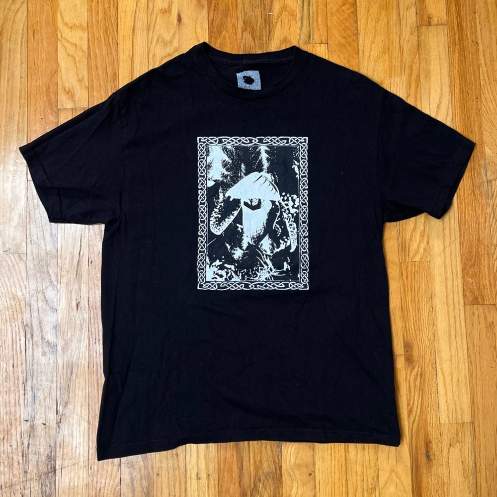 Glue Skateboards Botanica pitcher plant tee